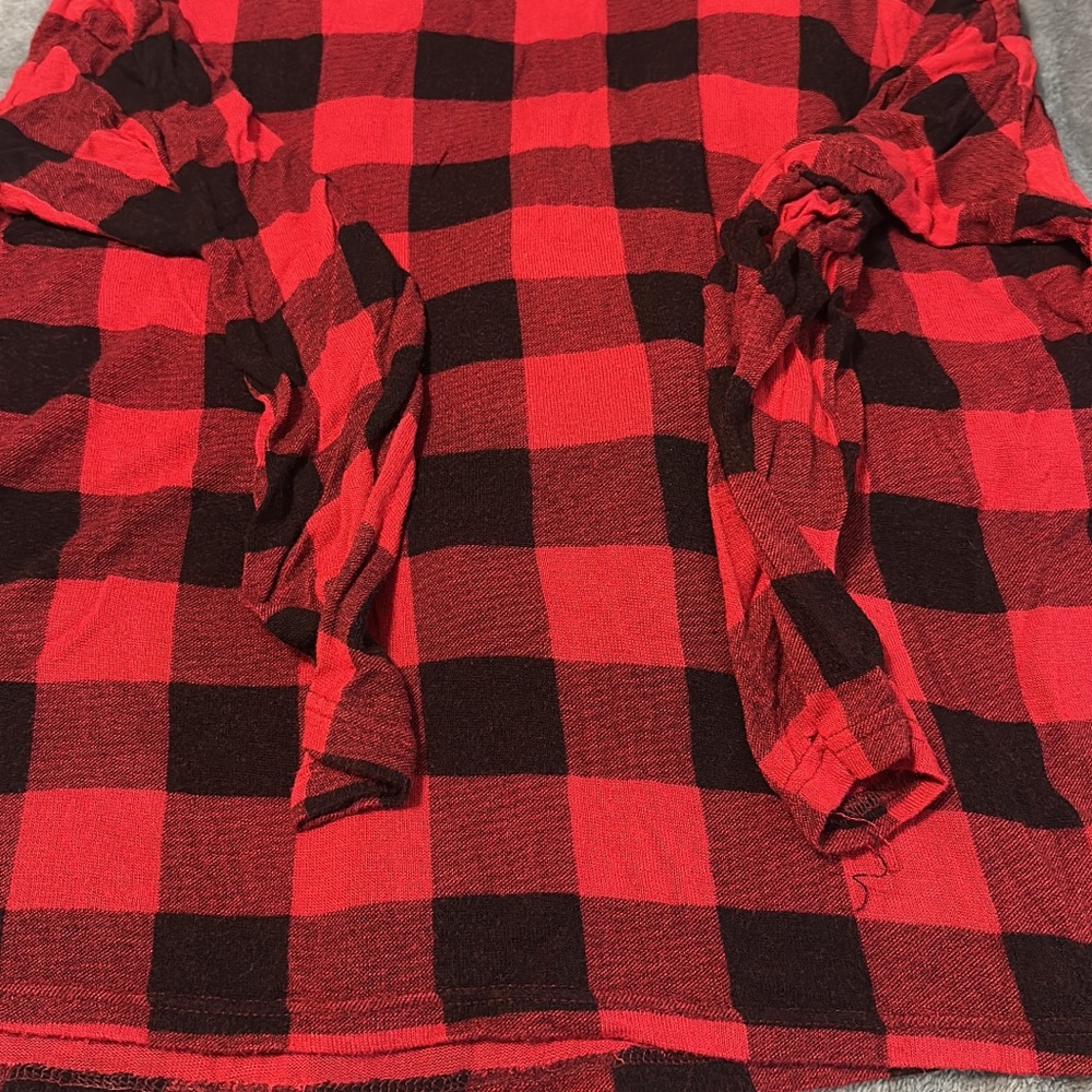 Old Navy Red and Black Plaid Top